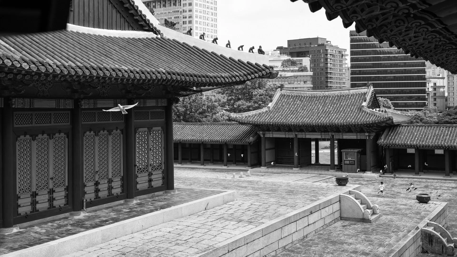 Gyeonghuigung, bnw, exterior